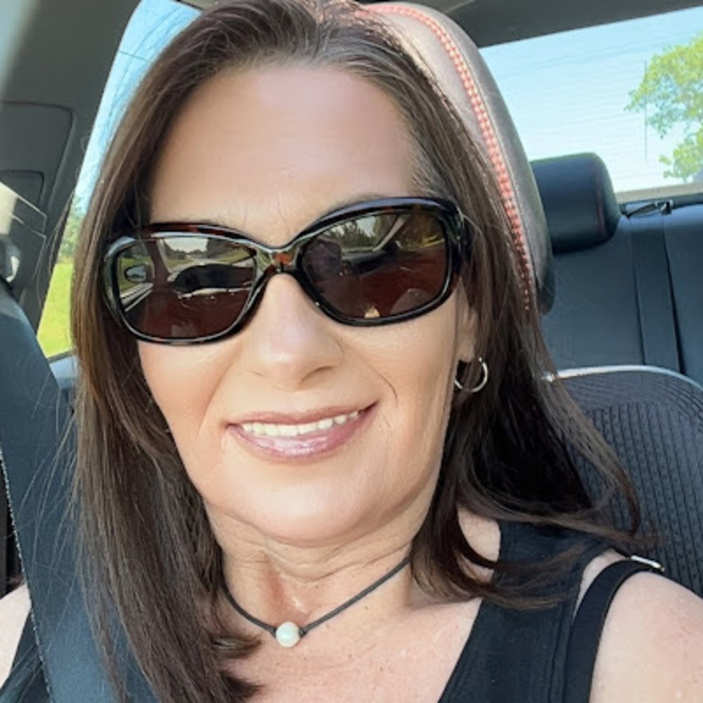 Meet your Posher, Candace